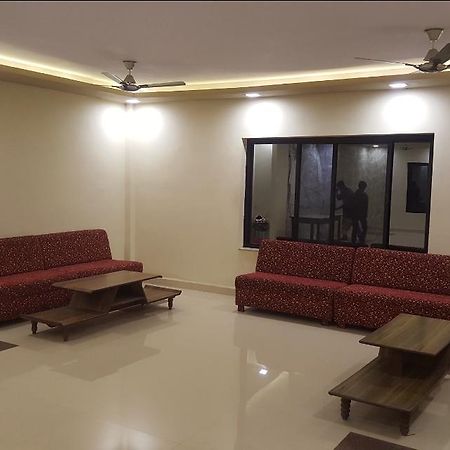 Hotel Shehnai Garden Khurai Luaran gambar